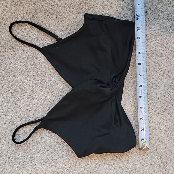 Forever 21 women's black crop top size m - Picture 2 of 5